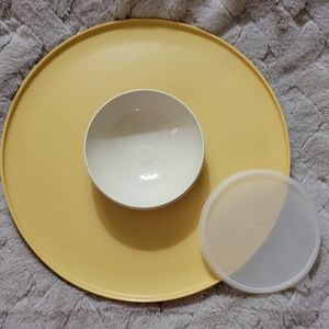 Vintage Tupperware Chip/Dip or Veggie or Fruit/Dip Tray